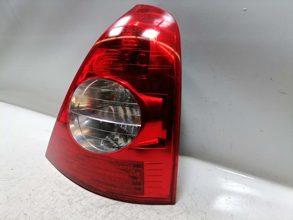 Renault Clio 2 Campus original R&uuml;cklicht R&uuml;ckleuchte Schlussleuchte rechts Bj.2008